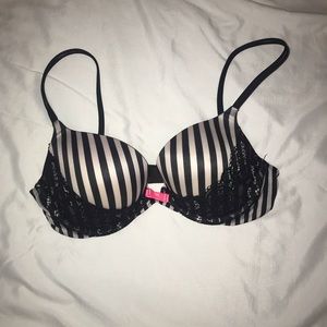 Victoria’s Secret Push Up Bra